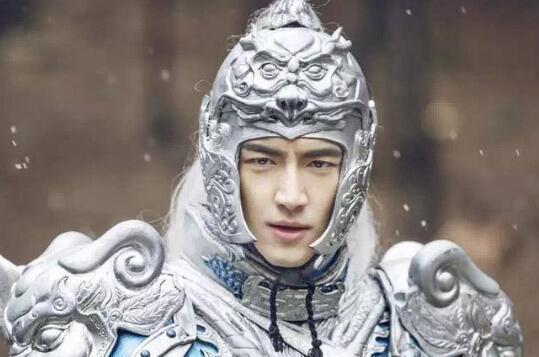 模仿国产的赵子龙视频,再现三国英豪，热血传奇再续