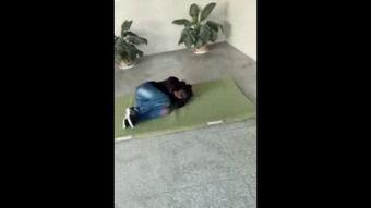 皮靴残暴踩踏视频国产,皮靴残暴踩踏视频，展现国产硬核实力