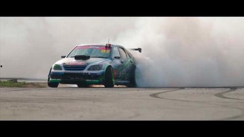 真实国产跑车视频